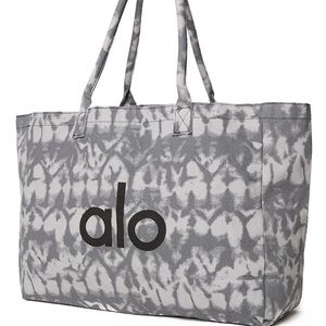Alo yoga totes
